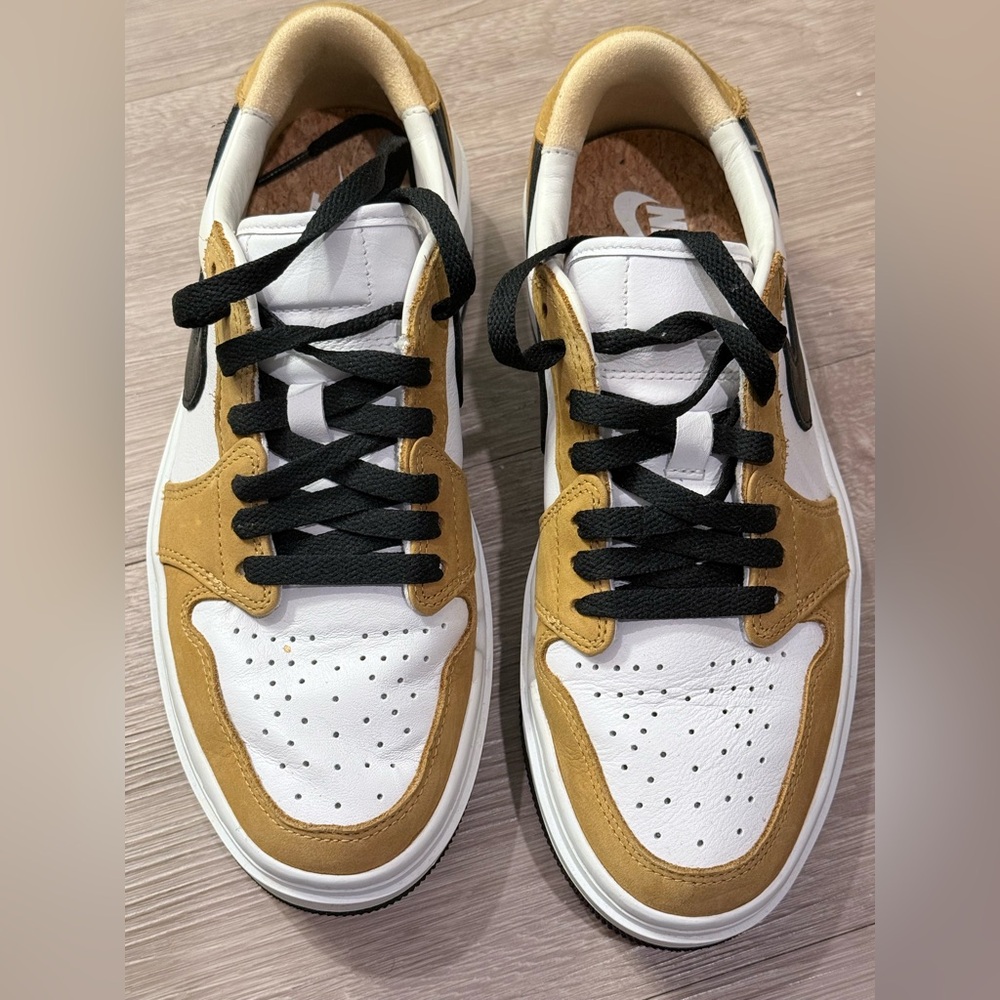 Nike Men's White and Brown Sneakers